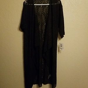 NWT Lularoe Shirley Black Floral Lace size Small